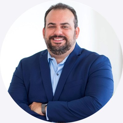 Carlos Olivares
